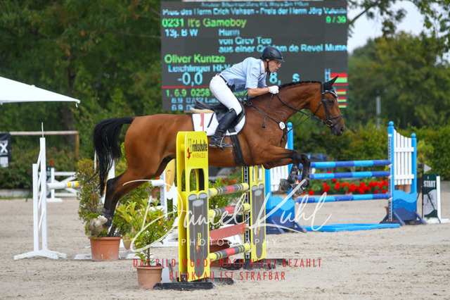 Gut Blee25_Amateuer Stilsprpfg Kl L_0076 | Turniersportfotografie; Pferdefotografie; Dressurfotografie