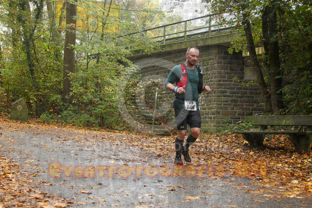 241027_0951_EV4_5839 | Sportfotografie im Rhein-Sieg Kreis, Köln, Bonn, NRW, Rheinland Pfalz, Hessen, etc. Unser Tätigkeitsfeld umfasst den Laufsport vom Volkslauf über den Marathon, Duathlon, Triathon bis zum Ultralauf wie Kölnpfad Ultra oder Schindertrail.