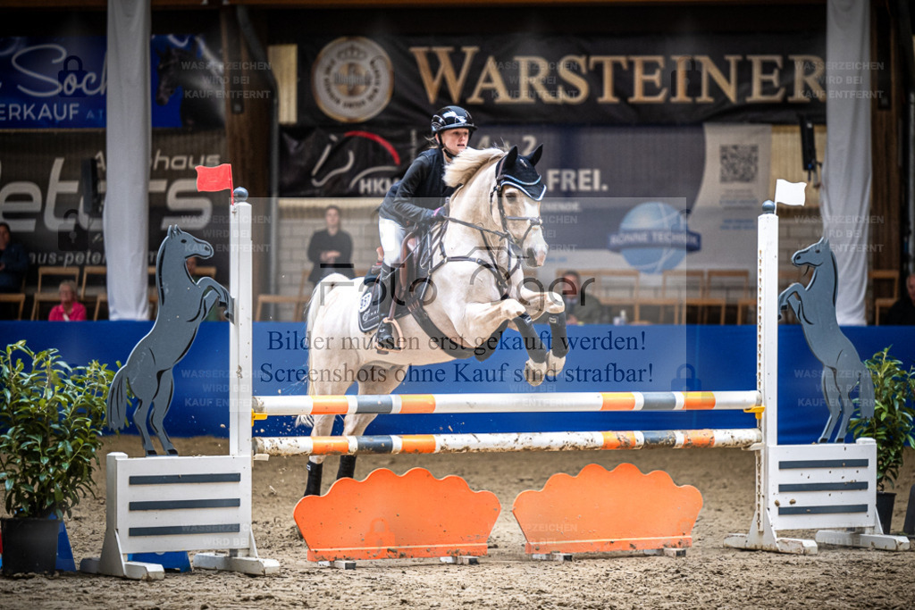 DOS_2500 | Entdecke hochwertige Reitturnierfotos von Foto Oger. Professionell, emotional und authentisch – jetzt Lieblingsmomente im Shop bestellen. - Realisiert mit Pictrs.com