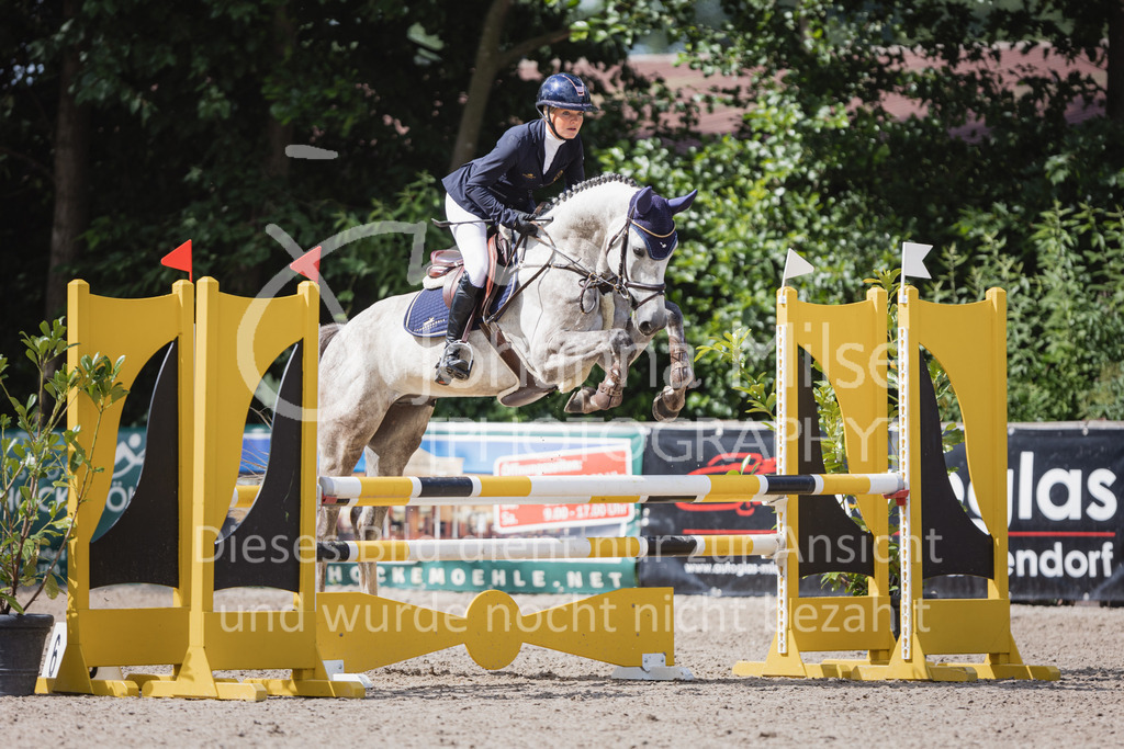 220705_Mühlen_SprPf-A2-274 | Late Entry Mühlen
05.07.2022
02 Springpferde-A**, 4-6jährige Pferde