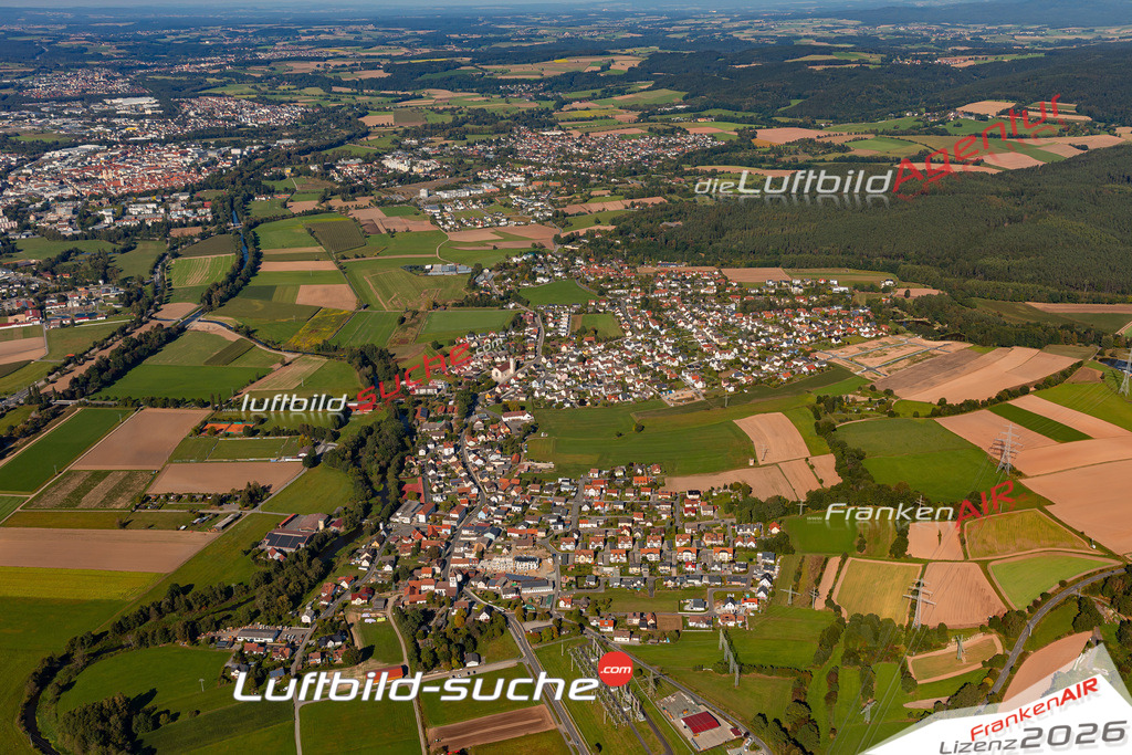 Das Luftbild der Stadt Schirmitz wurde 2021 vom Flugzeug heraus erstellt (keine Drohne) Aufnahmehöhe ca.450 Meter- hohe Bildauflösung und Druck-Qualität garantiert!