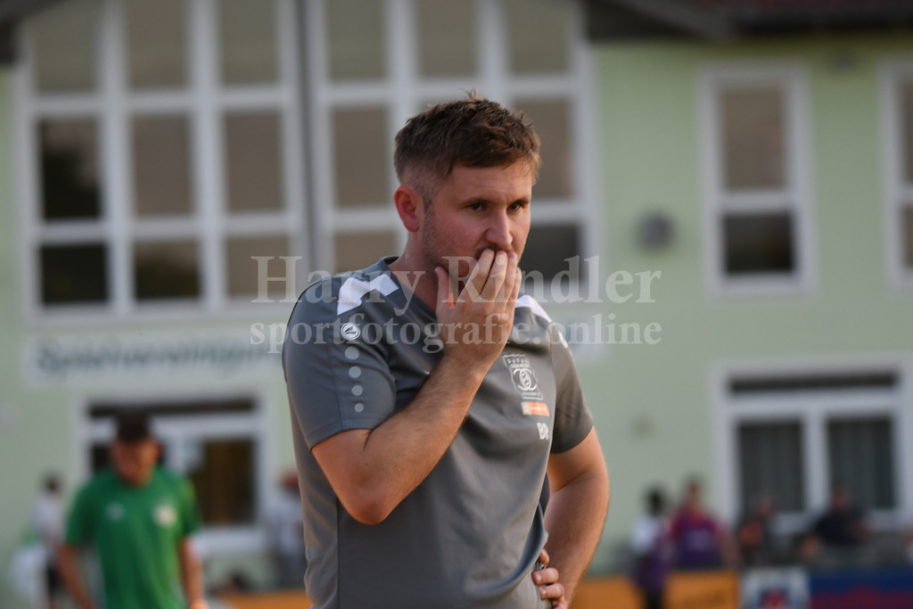 SpVgg Niederalteich : SpVgg GW Deggendorf | Ben Penzkofer (Trainer SpVgg GW Deggendorf) - Realisiert mit Pictrs.com