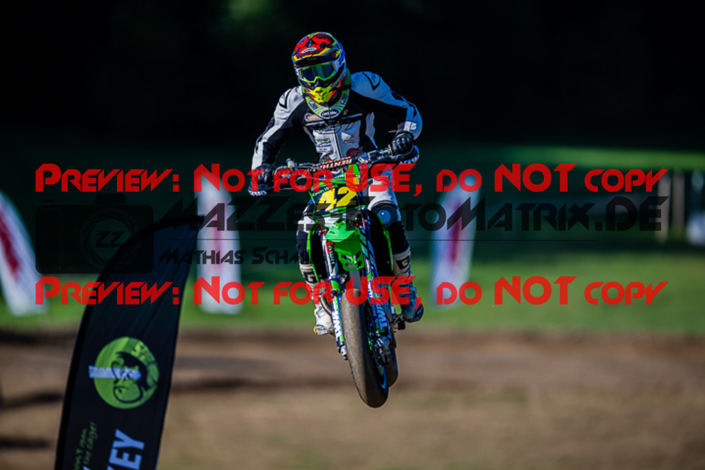 MaZZes_FotoMatrix_220903_9897 | S2