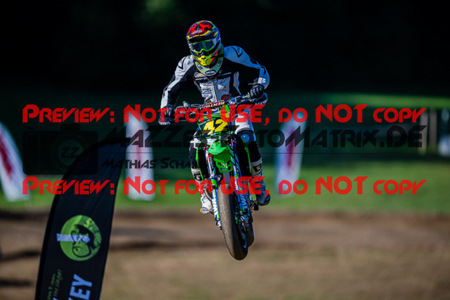 MaZZes_FotoMatrix_220903_9897 | S2