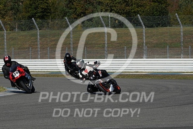 2023_09_25_PBK_15597 | Sportfotografie; SlowMotion; Video; Rennstrecke; Hafeneger; Speer; Racing; RSE; BMW; CBO; Trackday; Motorsportarena; Hockenheimring; Brno; Most; Barcelona; Valencia