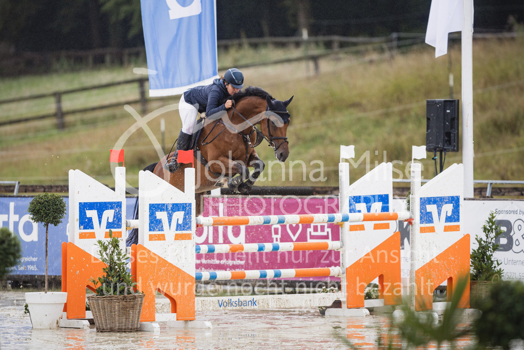 230727_BHO_M1-Spr_1-406 | Deine schönsten Turniermomente als professionelle Fotos! Entdecke hochwertige Pferdesport-Fotografie im Online-Shop. Jetzt Fotos finden & bestellen!