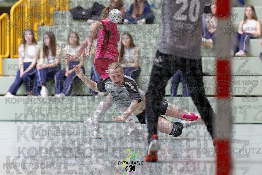 Hessenmeisterschaft wJC - Spiel um Platz 3; TuS Kriftel - SG Schenklengsfeld | Hessenmeisterschaft wJC - Spiel um Platz 3; TuS Kriftel - SG Schenklengsfeld am 22.03.2025 in Biedenkopf (Sporthalle Lahntalschule)Photo © 2025 - Jörg Heinrich - Realisiert mit Pictrs.com