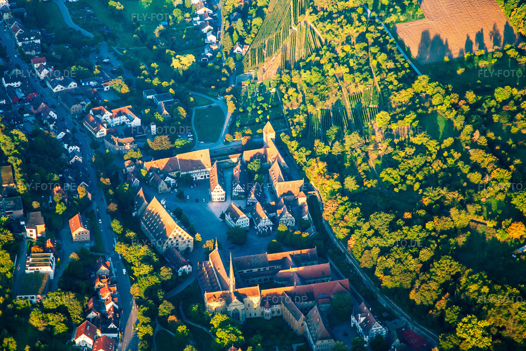 Luftbild: Kloster Maulbronn in Maulbronn im Bundesland Baden-Württemberg in Deutschland. – Foto: IMG_138439.jpg vom 16.09.2023 durch Werner Riehm/FLY-FOTO.de – Auflösung des Originals: 5034 x 3356 px – Kloster Maulbronn
