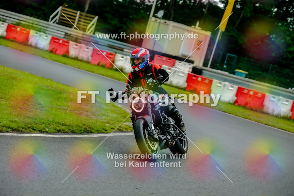 VBK-3738 | Hier findet Ihr Bilder von Touristenfahrten auf der Nürburgring Nordschleife oder von anderen Veranstaltungen die ich besucht habe. Viel Spass beim Durch Schauen 