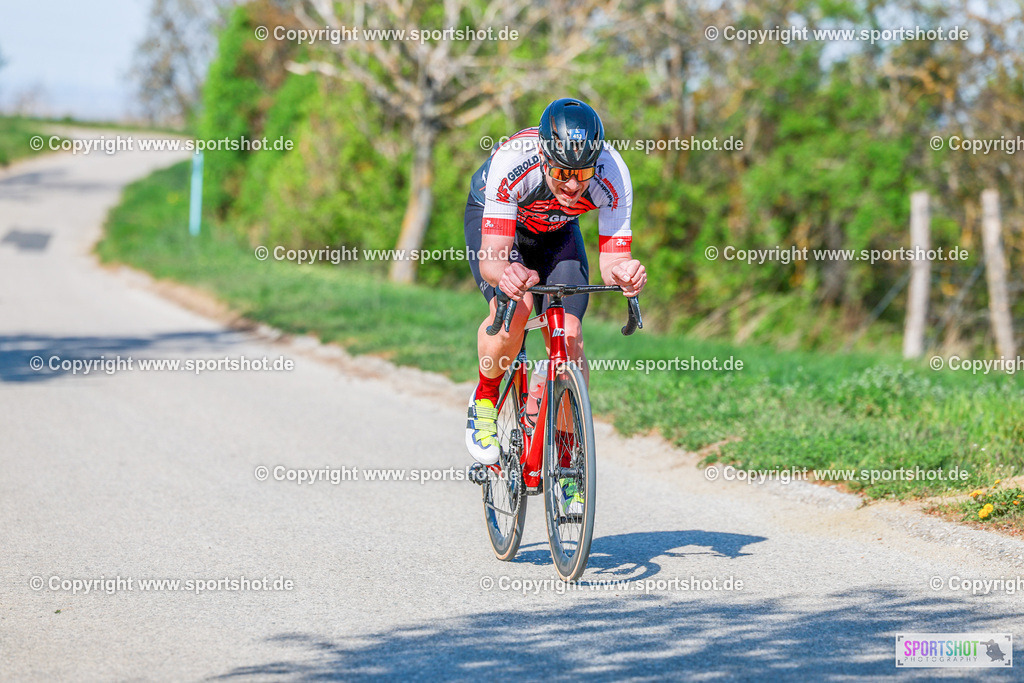 554_AR6_8138 | Neusiedlersee Radmarathon 2026@sportshot_your_pictrs #yourpictures#roadtowm2029 #nrm #neusiedlerseeradmarathon #neusiedlersee #neusiedlerseetourismus #burgenland #mörbisch #nrm26 #burgenlandtourismus #voglundco #poweredbyburgenlandtourismus #radsport #rad #marathon #ucigranfondo #visitburgenland #ucigranfondoworldseries