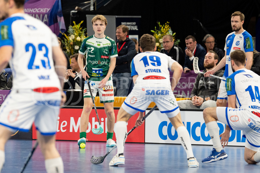 SV Wiler-Ersigen vs GC Unihockey - 23. April 2022 | SV Wiler-Ersigen vs GC Unihockey
Stimo Arena, Kloten
#52 Gian Mühlemann (SV Wiler-Ersigen)
Bild: Sportfotografie Markus Aeschimann | www.markus-aeschimann.ch - Realisiert mit Pictrs.com