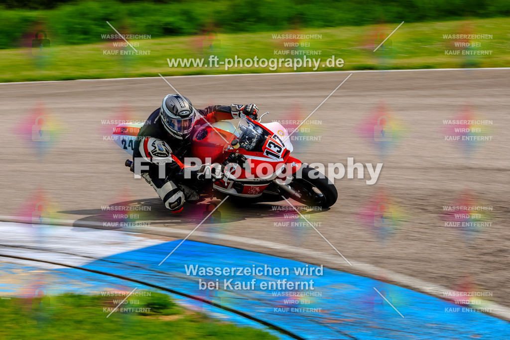 MotoTeam-9295 | Hier findet Ihr Bilder von Touristenfahrten auf der Nürburgring Nordschleife oder von anderen Veranstaltungen die ich besucht habe. Viel Spass beim Durch Schauen 