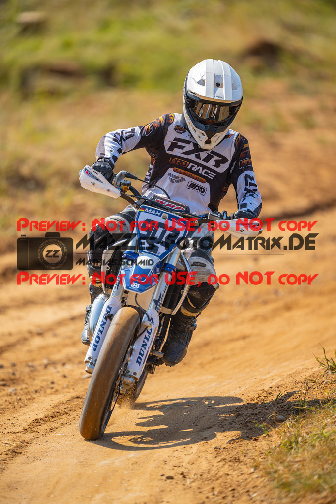 MaZZes-Fotomatrix-20260815-605153 | ROOKIES