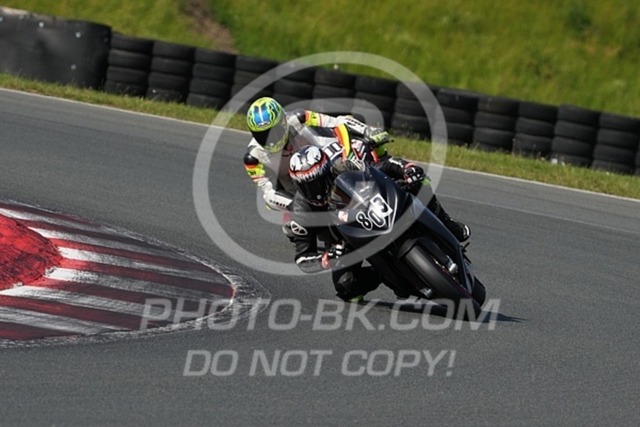 2024_06_21_PBK_13597 | Sportfotografie; SlowMotion; Video; Rennstrecke; Hafeneger; Speer; Racing; RSE; BMW; CBO; Trackday; Motorsportarena; Hockenheimring; Brno; Most; Barcelona; Valencia