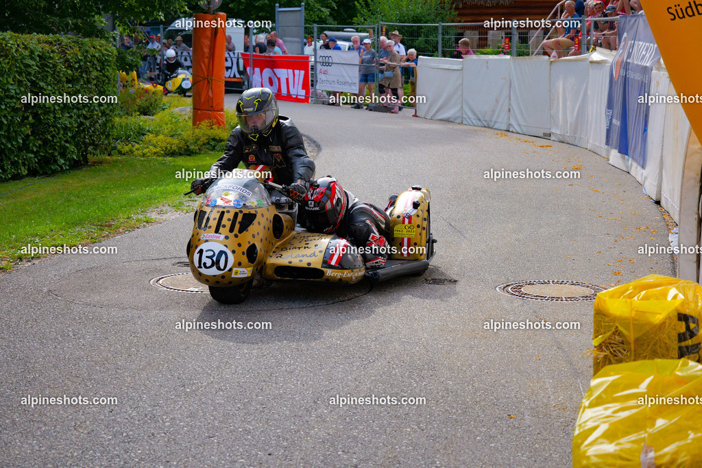P1025661 | Erleben Sie atemberaubende, hochqualitative Fotos Ihrer Fahrt entlang der malerischen Alpenstraßen. Besuchen Sie alpineshots.com, um professionelle Aufnahmen Ihrer unvergesslichen Reise zu finden und zu kaufen - Realisiert mit Pictrs.com