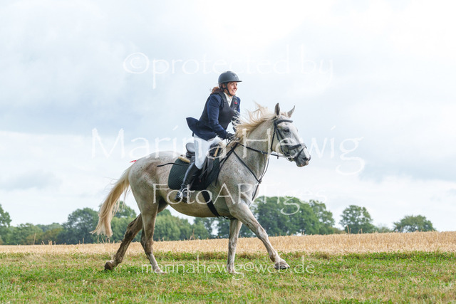 Jagd Knoop 26_MarinaHewigMCH02650 | Fotografie, FotoArt, PferdesportArt, Pferdesportfotografie, Landschaftsfotografie, Reisefotografie, Reise, Pferde - Realisiert mit Pictrs.com
