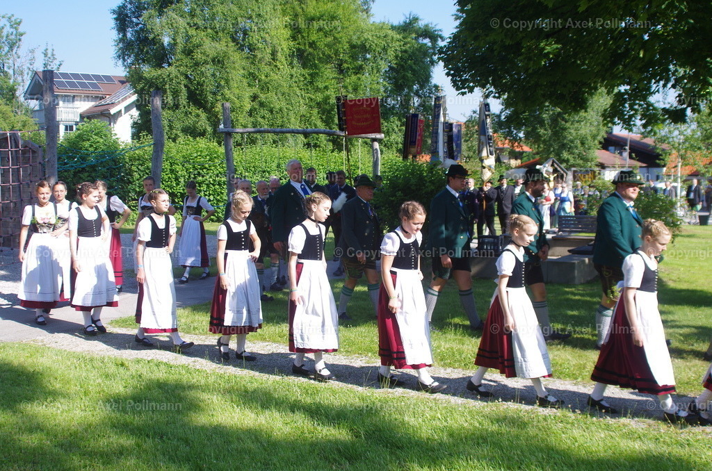 IMGP2864 | fotografiert von Axel PollmannLeonhardi Wallfahrt Benediktbeuern und Murnau, Fronleichnam, Fasching, Landschaft im Loisachtal und Benediktbeuern  - Realisiert mit Pictrs.com