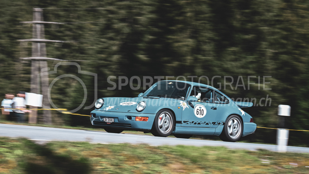 19. Arosa ClassicCar 2023 - 2. September 2023 | 19. Arosa ClassicCar 2023
Arosa, Schweiz
Weber Werner Carl aus Zollikon mit der Startnummer 610 in einem Porsche 911 Carrera RS, Jahrgang 1992, in der Klasse Demonstration.
@arosaclassiccar, @arosa.official, #arosaclassiccar, #arosa, #76curves, #classiccar
Bild: Sportfotografie Markus Aeschimann | www.markus-aeschimann.ch - Realisiert mit Pictrs.com
