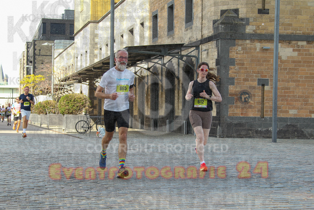 250920_1454_EV4_7504 | Sportfotografie im Rhein-Sieg Kreis, Köln, Bonn, NRW, Rheinland Pfalz, Hessen, etc. Unser Tätigkeitsfeld umfasst den Laufsport vom Volkslauf über den Marathon, Duathlon, Triathon bis zum Ultralauf wie Kölnpfad Ultra oder Schindertrail.