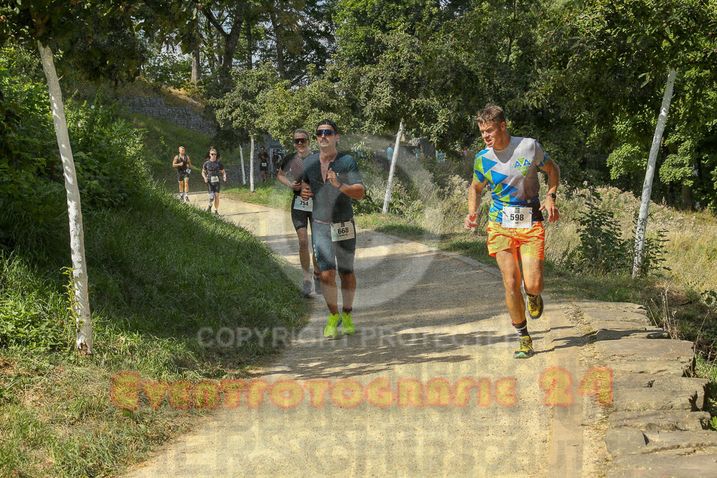 250824_1435_EX1_6747 | Sportfotografie im Rhein-Sieg Kreis, Köln, Bonn, NRW, Rheinland Pfalz, Hessen, etc. Unser Tätigkeitsfeld umfasst den Laufsport vom Volkslauf über den Marathon, Duathlon, Triathon bis zum Ultralauf wie Kölnpfad Ultra oder Schindertrail.
