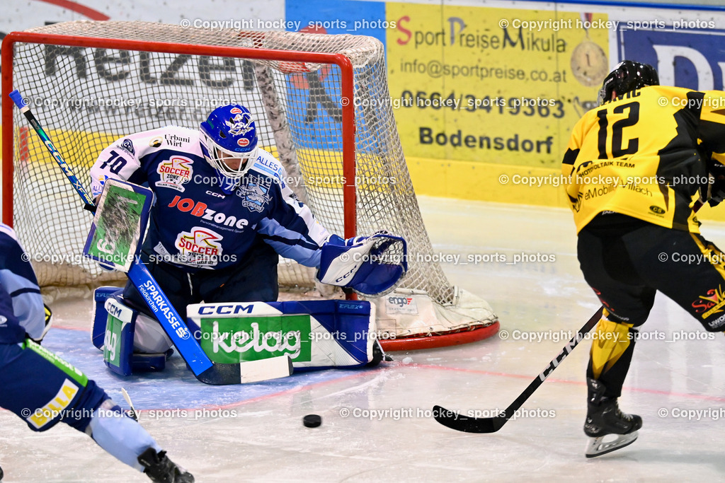 ESC Steindorf vs. MET PHOTOVOLTAIK HORNETS SPITTAL | #70 Moser Lukas ESC Steindorf, #12 Glavic Gasper EC Hornets Spittal, ESC Steindorf vs. MET PHOTOVOLTAIK HORNETS SPITTAL, ESC Steindorf vs. MET PHOTOVOLTAIK HORNETS SPITTAL am 26.10.2024 in Steindorf (Ossiachersee Halle), Austria, (Photo by Bernd Stefan)