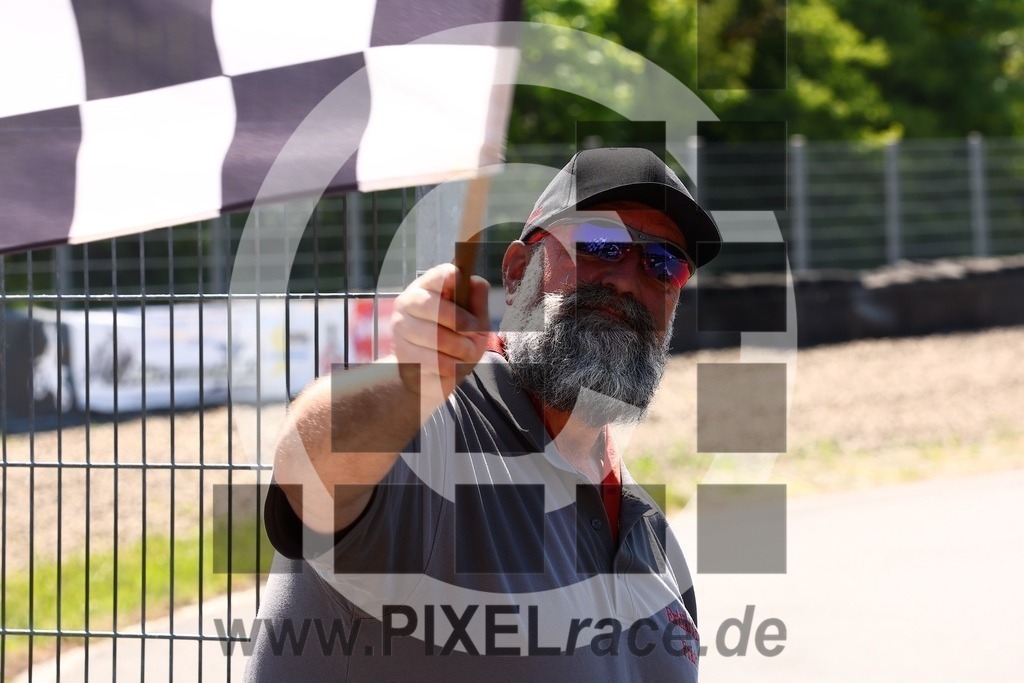 top-20250513_00924 | Schöne Erinnerungen an spannende Momente - das festzuhalten ist unser Job. PIXELrace.de ist seit 2003 auf den Rennstrecken Europas unterwegs um die Action draußen beim Fahren und die wunderbare Stimmung imm Fahrerlager für euch einzufangen.