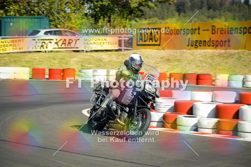OBK_Mai_Justin_Uwe-10177 | Hier findet Ihr Bilder von Touristenfahrten auf der Nürburgring Nordschleife oder von anderen Veranstaltungen die ich besucht habe. Viel Spass beim Durch Schauen 