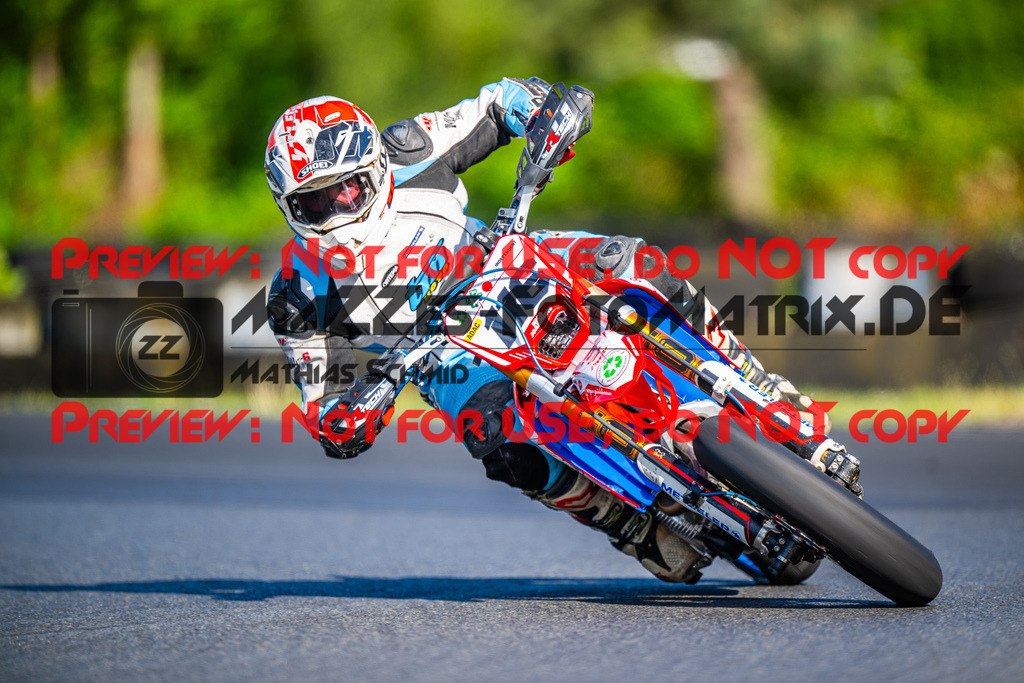 MaZZes_Fotomatrix_20250429_6007705_9570 | Fotograf Mathias Schmid
Sportfotograf,
Eventfotograf,
Hochzeitsfotograf,
Portraitfotograf