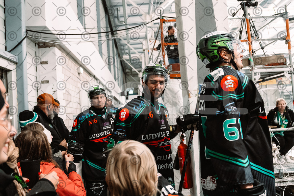 Alligators_vs_Fuessen_26.10.2025-096 | Höchstadt Alligators Fotogalerie: Eishockey-Action aus Franken. Professionelle Spielfotos, Portraits & Stadionbilder zum Download. Jetzt entdecken! - Realized with Pictrs.com