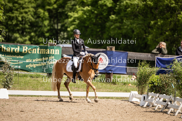 Bad_Meinberg_04795 | saradresslerfotografie - Realisiert mit Pictrs.com