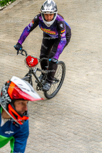 BayBMX2026-05421 | Fotogalerie von Thomas Dettweiler mit Eventbildern und lizenzfreien Fotos. Perfekt als Wandbild, für Büro, Website oder private Nutzung. - Realisiert mit Pictrs.com