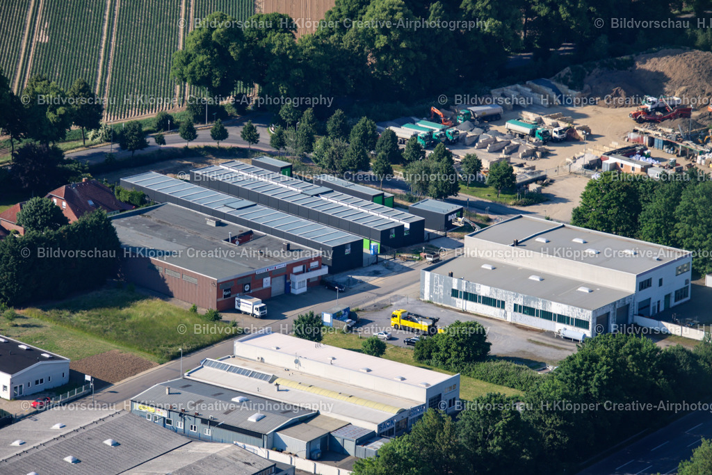 Getränke Matthias Preckel Creative Airphotography-3142 | Luftbilder und Luftbildfotografie , Digital und Printbilder auf Leinwand , Alu Dibond , Acrylglas , Poster oder Download-Datei für private und gewerbliche Verwendung im Shop online bestellen. - Realisiert mit Pictrs.com