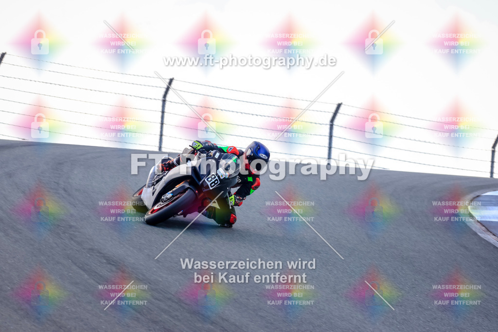 _TCM4032 | Hier findet Ihr Bilder von Touristenfahrten auf der Nürburgring Nordschleife oder von anderen Veranstaltungen die ich besucht habe. Viel Spass beim Durch Schauen 