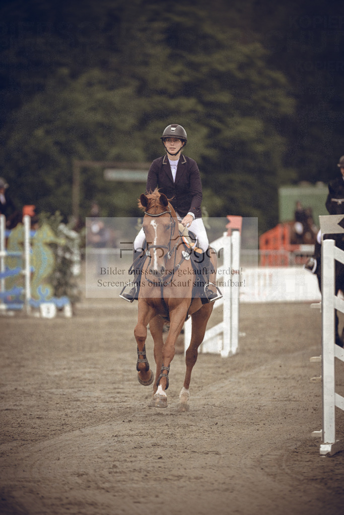 20240531-DOS_6317 | Entdecke hochwertige Reitturnierfotos von Foto Oger. Professionell, emotional und authentisch – jetzt Lieblingsmomente im Shop bestellen.Deutschlandweite Turnierfotografie. - Realisiert mit Pictrs.com