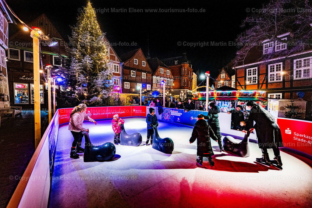 Stade Fischmarkt Weihnachtsmarkt_ELS_7737291124a | Fotos aus den Touristenorten aus Norddeutschland. - Realisiert mit Pictrs.com