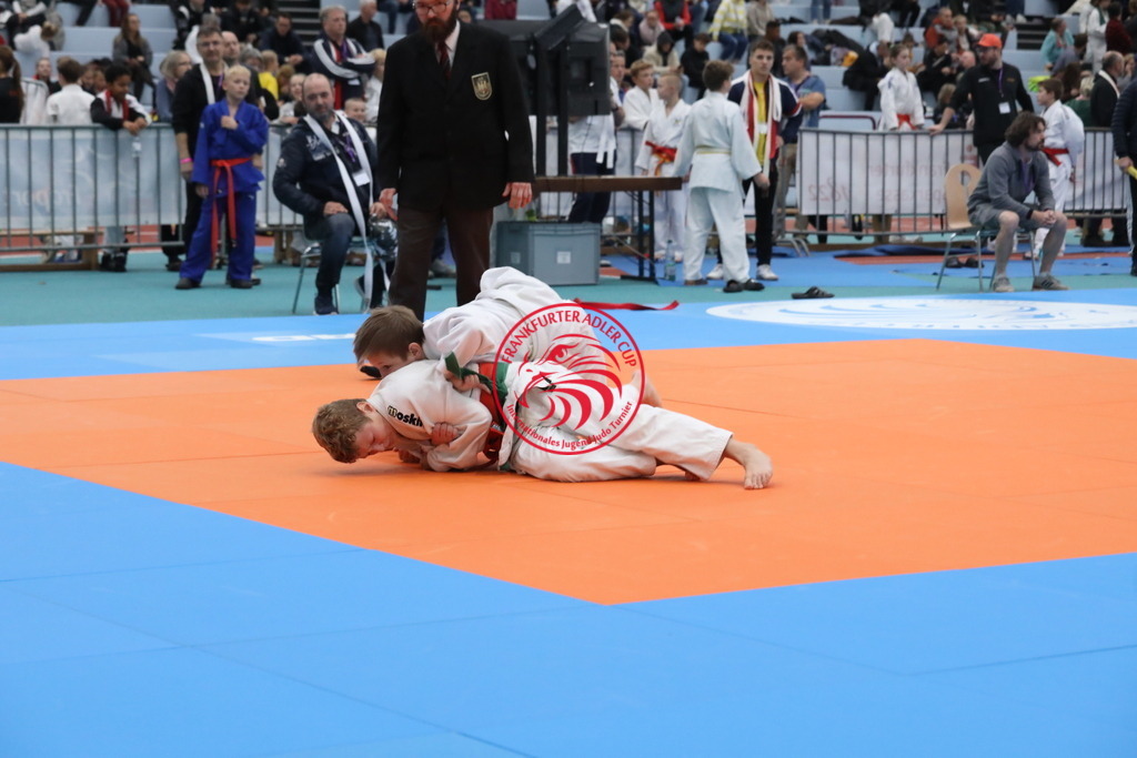 1J7A2577 | Fotos vom Adler Cup - Pictures from Adler Cup

Hier findet Ihr alle Eindrücke und großen Momente der Adler Cup Wochenenden. Here you will find all impressions and great moments of the Adler Cup weekends. - Realisiert mit Pictrs.com