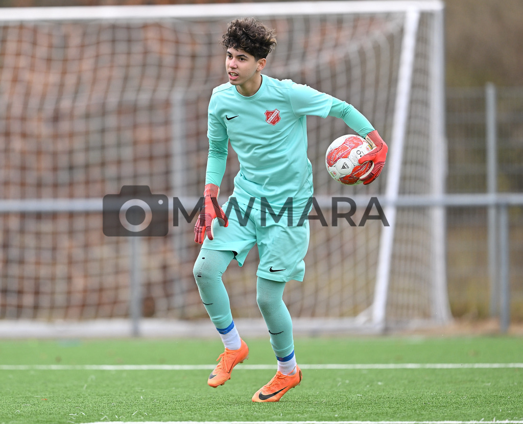 Fussball I Herren I Saison 2025-2026 I Bundesliga I 6. Spieltag I Eintracht Frankfurt - FC Bayern München  | MWMARA - Realisiert mit Pictrs.com