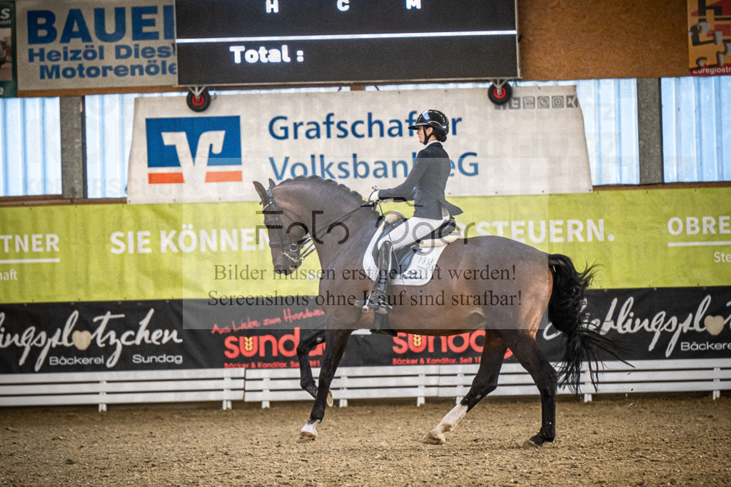 DOS_0307 | Entdecke hochwertige Reitturnierfotos von Foto Oger. Professionell, emotional und authentisch – jetzt Lieblingsmomente im Shop bestellen.Deutschlandweite Turnierfotografie. - Realisiert mit Pictrs.com