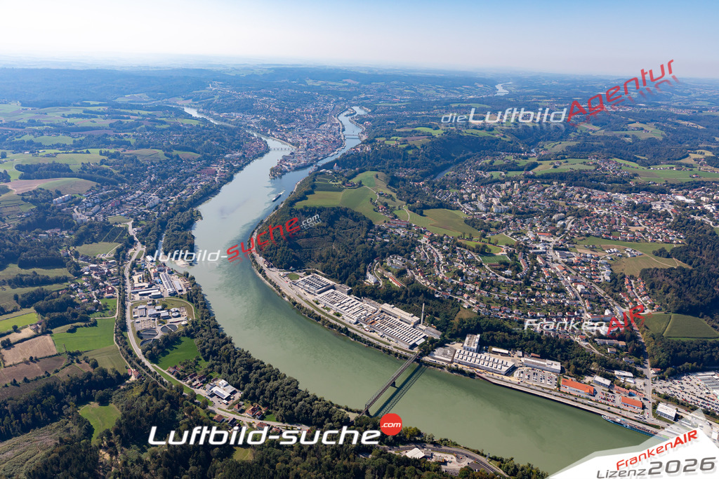 Die Luftbildaufnahme lindau-grubweg - Passau wurde 2020 mittels Flugzeug (keine Drohne) erstellt. Perfekte Schärfe und Druck- Ergebnisse- Garantiert!