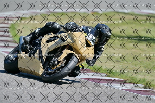 26BT01-1000 | 096 - Realisiert mit Pictrs.com