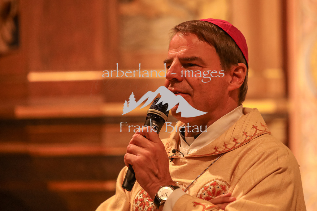 OE7A4735 | Medien- Sport- Entertainmentfotos