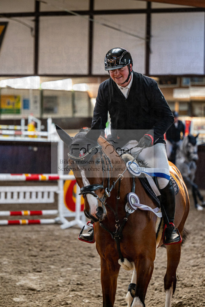 20240308-DOS_3737 | Entdecke hochwertige Reitturnierfotos von Foto Oger. Professionell, emotional und authentisch – jetzt Lieblingsmomente im Shop bestellen.Deutschlandweite Turnierfotografie. - Realisiert mit Pictrs.com