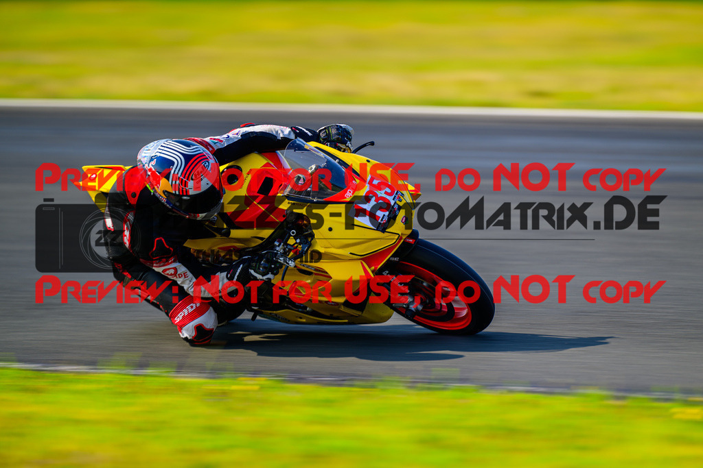 MaZZes_FotoMatrix_240725_6007705_6951 | ROT