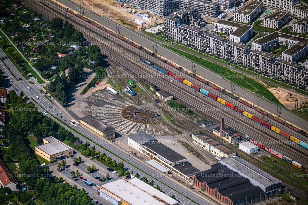 4050780 | REGENSBURG 02.09.2021 Gleisanlagen an der Kirchmeierstraße am Depot des Betriebswerkes in Regensburg im Bundesland Bayern, Deutschland. // Tracks on Kirchmeierstrasse at the depot of the operating plant in Regensburg in the state Bavaria, Germany. Foto: Gerhard Launer