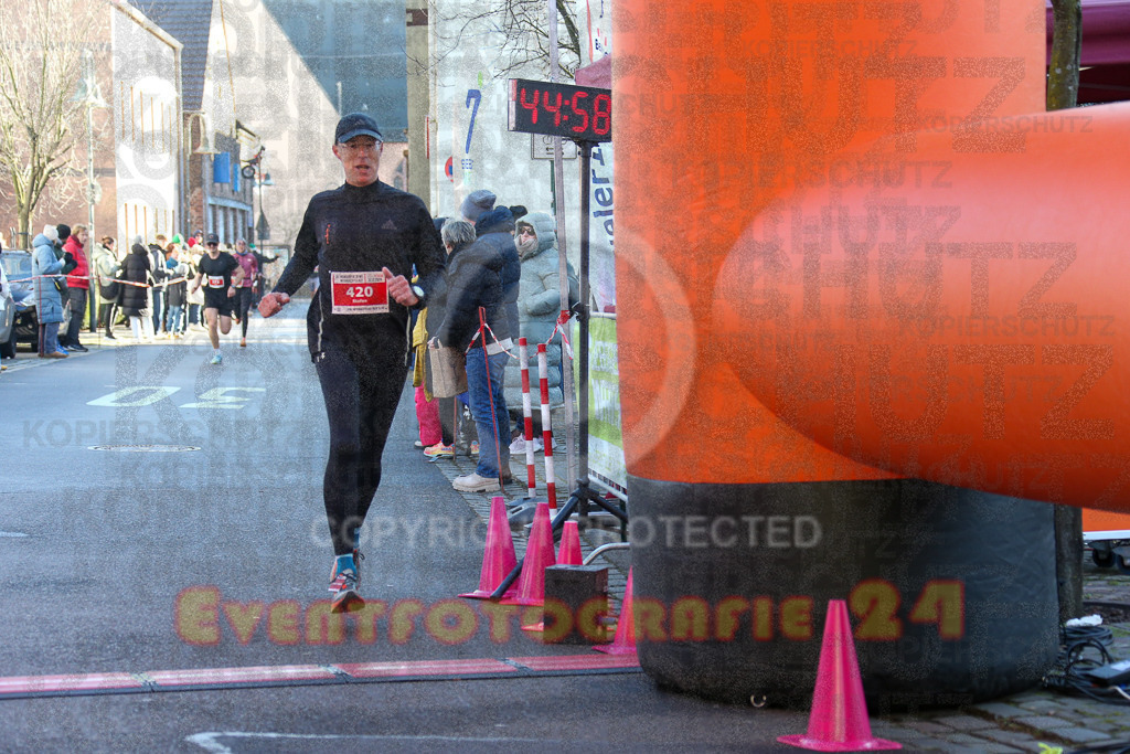 241201_1221_EX1_1804 | Sportfotografie im Rhein-Sieg Kreis, Köln, Bonn, NRW, Rheinland Pfalz, Hessen, etc. Unser Tätigkeitsfeld umfasst den Laufsport vom Volkslauf über den Marathon, Duathlon, Triathon bis zum Ultralauf wie Kölnpfad Ultra oder Schindertrail.