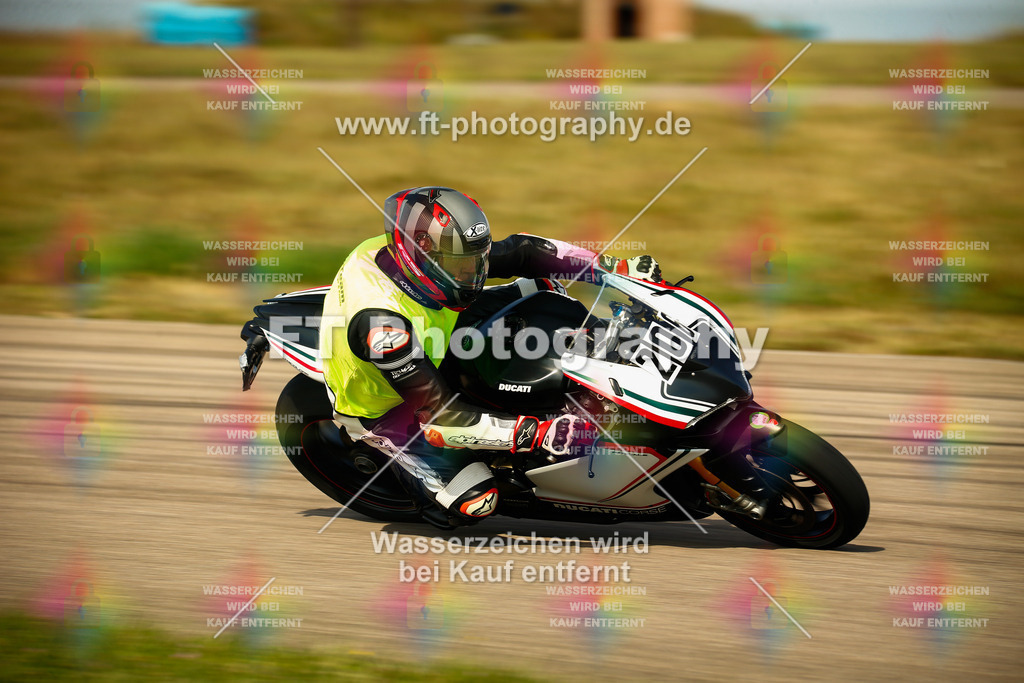 _MOT6133 | Hier findet Ihr Bilder von Touristenfahrten auf der Nürburgring Nordschleife oder von anderen Veranstaltungen die ich besucht habe. Viel Spass beim Durch Schauen 