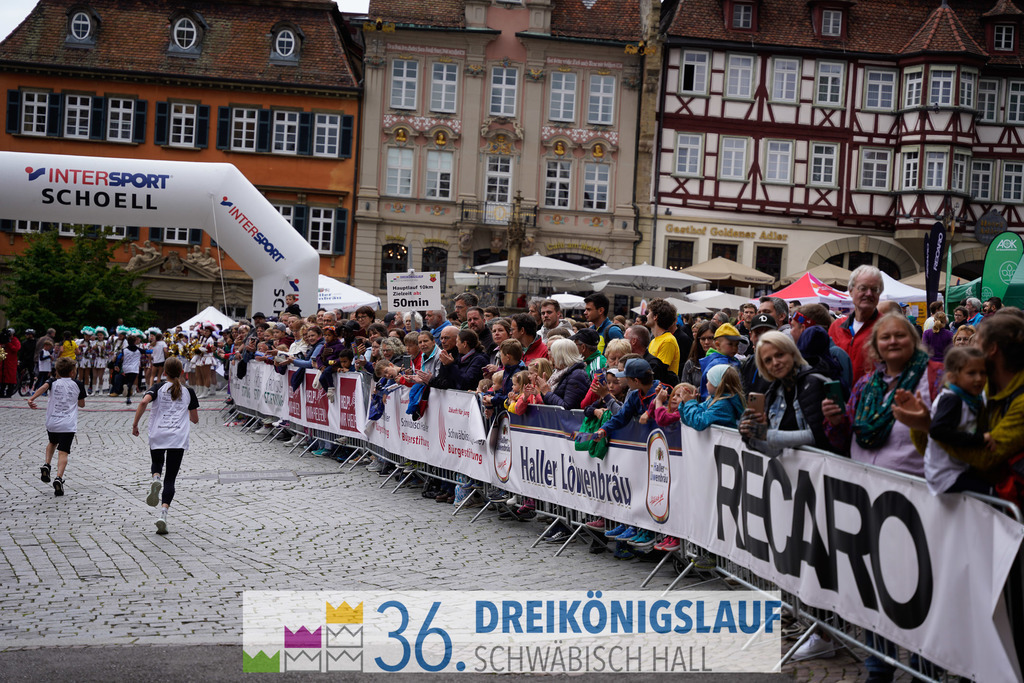 Stadtwerke Schüler und Jugendlauf 1,7km | 3koenigslauf 2022 Stadtwerke Schüler und Jugenlauf 1,7km - Realisiert mit Pictrs.com