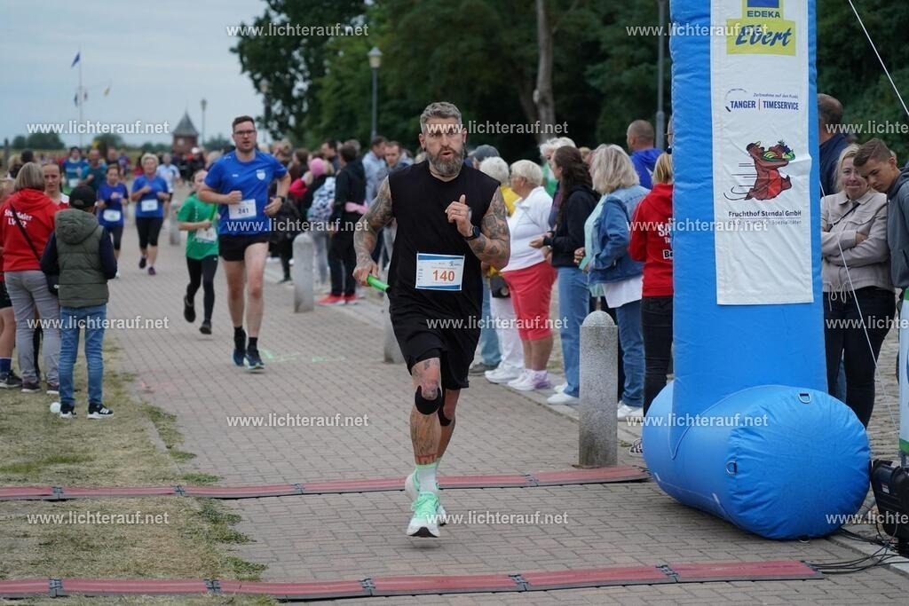 DSC05341 | Lichterlauf  - Realisiert mit Pictrs.com