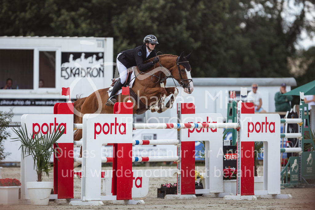 240714_BHO_GroßerPreis-650 | Deine schönsten Turniermomente als professionelle Fotos! Entdecke hochwertige Pferdesport-Fotografie im Online-Shop. Jetzt Fotos finden & bestellen!