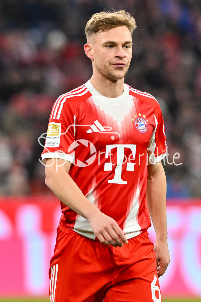 FC Bayern München - TSG 1899 Hoffenheim | MUNICH, GERMANY - 08. FEBRUARY: im Bild Joshua KIMMICH (FC Bayern Munich 6) / Einzelfoto / Freisteller während dem Bundesligamatch zwischen dem FC Bayern München und der TSG 1899 Hoffenheim am 21. Spieltag in der Allianz Arena / DFL REGULATIONS PROHIBIT ANY USE OF PHOTOGRAPHS AS IMAGE SEQUENCES AND/OR QUASI-VIDEO